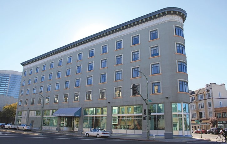 San Pablo Hotel in Oakland, CA - Building Photo