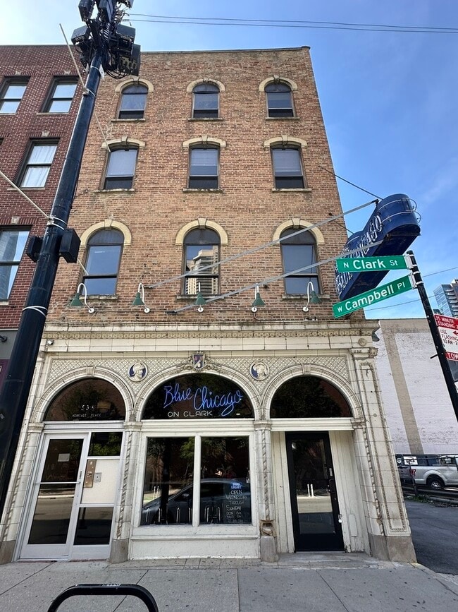 property at 536 N Clark St