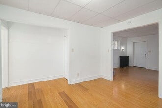 3027 W 9th St in Chester, PA - Building Photo - Building Photo