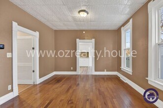 837 Lorain St in Toledo, OH - Building Photo - Building Photo