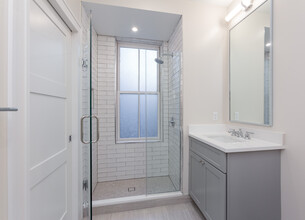 Kanawha in Washington, DC - Building Photo - Interior Photo