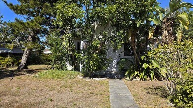 1614 Drew St in Clearwater, FL - Building Photo - Building Photo