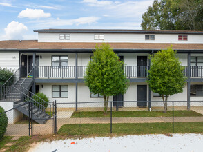 Cielo at Lanier in Gainesville, GA - Foto de edificio - Building Photo