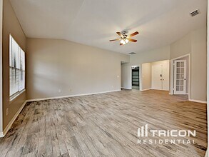 8553 Bending Branch Ct in Jacksonville, FL - Building Photo - Building Photo