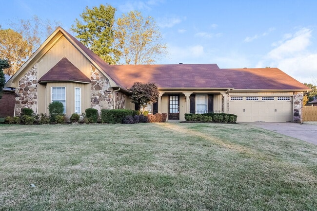 property at 4134 Glenroy Dr