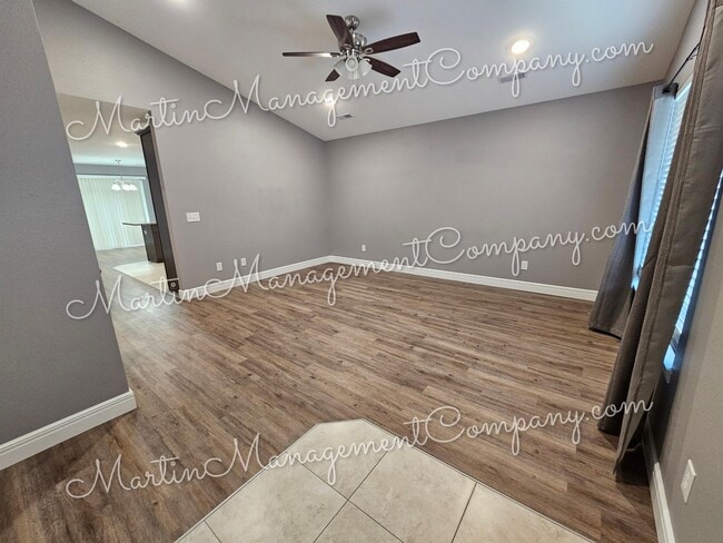 3005 Aaron Ave in Sedalia, MO - Building Photo - Building Photo