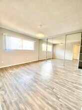 10537 Rose Ave in Los Angeles, CA - Building Photo - Building Photo