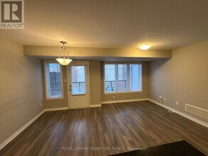 36 Daylily Ln in Kitchener, ON - Building Photo - Building Photo