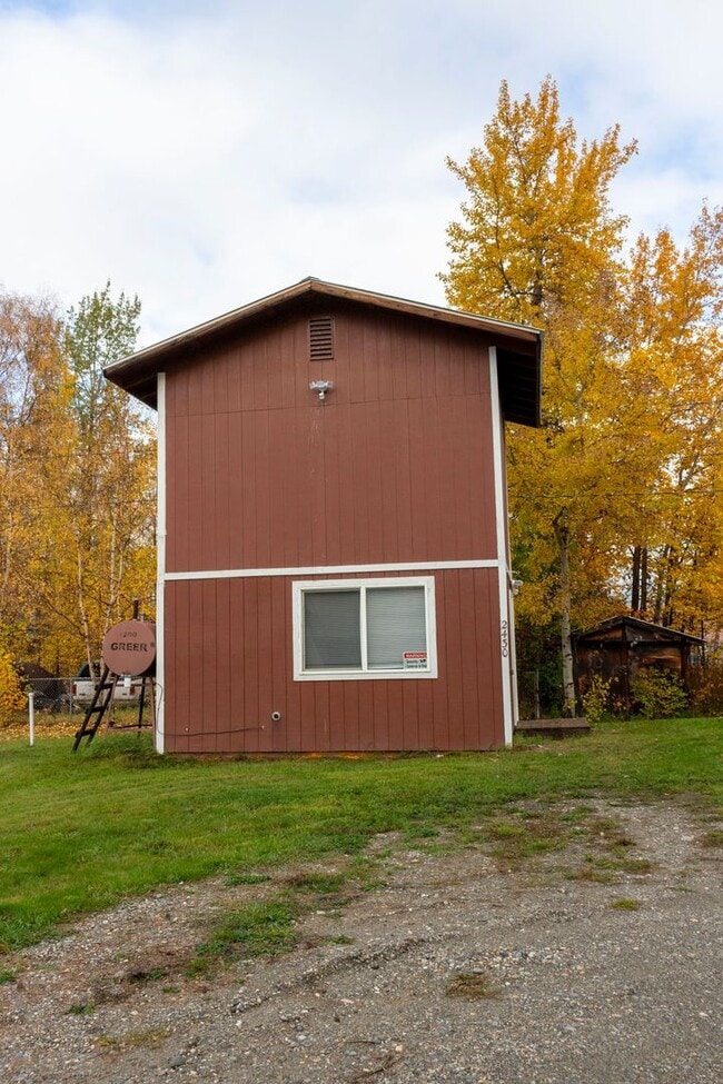 2430 Burtis Ave in North Pole, AK - Building Photo - Building Photo