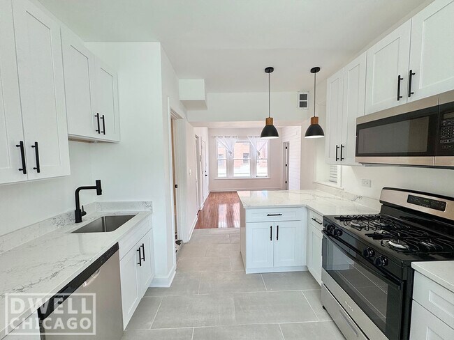 956 N Winchester Ave in Chicago, IL - Foto de edificio - Building Photo