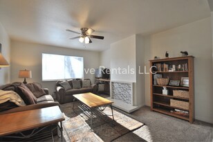 240 E 400 N in Logan, UT - Building Photo