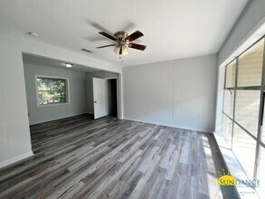 259 Seminole Trail in Crestview, FL - Building Photo - Building Photo