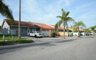 8886 NW 119th St Apartments