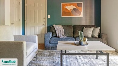 100 Calibre Creek Pkwy in Roswell, GA - Foto de edificio - Building Photo