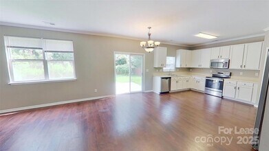 17402 Westmill Ln in Charlotte, NC - Building Photo - Building Photo