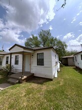 410 SW 14th St-Unit -B in Lawton, OK - Building Photo - Building Photo