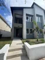 2138 W Beach St in Tampa, FL - Building Photo