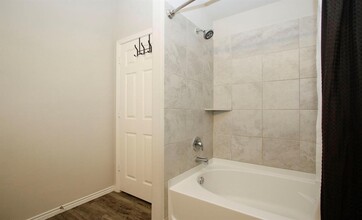 18718 Callalily Bloom Ct in Tomball, TX - Building Photo - Building Photo