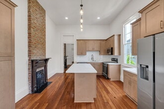 3027 Saint Claude Ave in New Orleans, LA - Building Photo - Building Photo