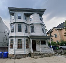 64 Fisher Ave, Unit 1 in Boston, MA - Building Photo
