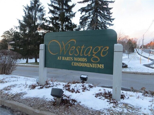 8 High Gate Trail in Fairport, NY - Building Photo - Building Photo