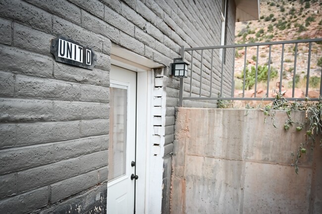 property at 780 N Lauritzen St