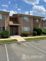 405 Cynthia Ct in Princeton, NJ - Building Photo
