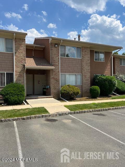 property at 405 Cynthia Ct
