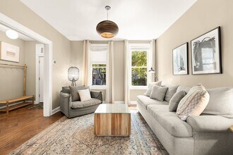 637 Keefer Pl NW in Washington, DC - Building Photo - Building Photo