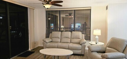 3460 N Key Dr in Ft. Myers, FL - Building Photo - Building Photo