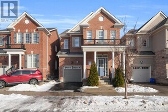 1395 Chretien St in Milton, ON - Building Photo - Building Photo