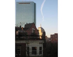 25 Follen St, Unit 3F in Boston, MA - Building Photo - Building Photo