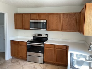 1936 Copper Mountain Dr in Justin, TX - Building Photo - Building Photo