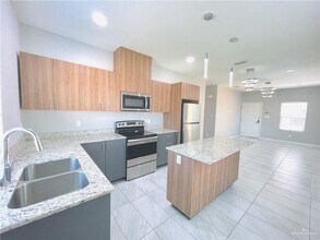 14 Bella Costa Dr in Weslaco, TX - Building Photo - Building Photo