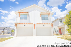 2230 Sandlewood Cv in San Antonio, TX - Building Photo