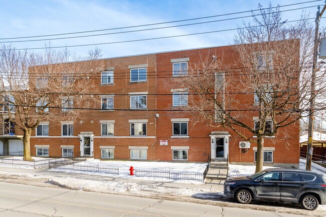 772 25E Av in Montréal, QC - Building Photo - Building Photo