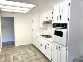 8716 Sage Ct in Yucca Valley, CA - Building Photo - Building Photo