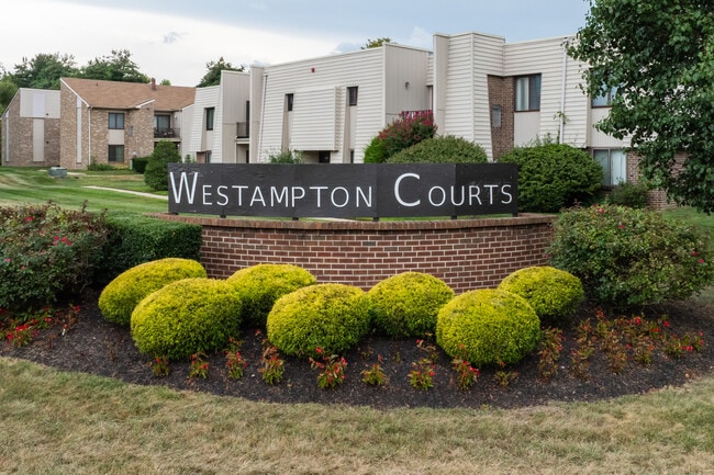 Westampton Courts in Westampton, NJ - Building Photo - Building Photo