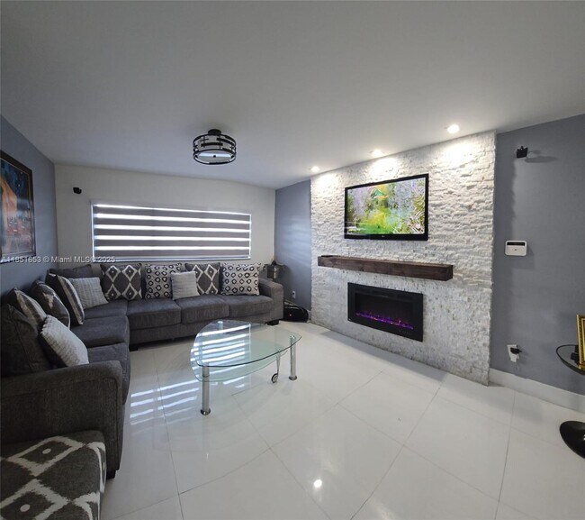 13958 SW 44th Ln Cir