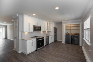 Fairfield Townhouses at Holtsville Apartments