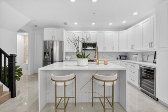 5022 NW 16th Way in Boca Raton, FL - Building Photo - Building Photo