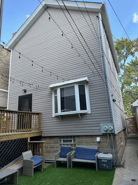 property at 3227 S Wells St