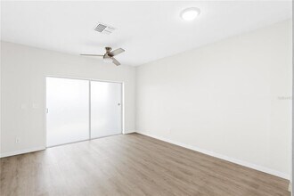 10914 Savannah Wood Ct in Orlando, FL - Building Photo - Building Photo