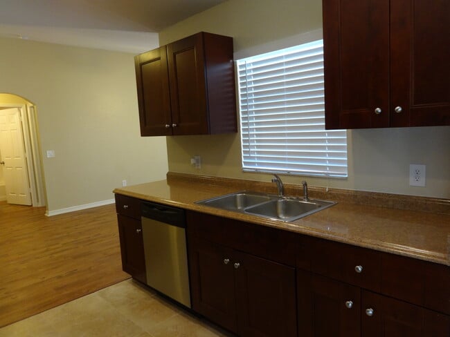 3965 SW Laffite St in Port St. Lucie, FL - Building Photo - Building Photo