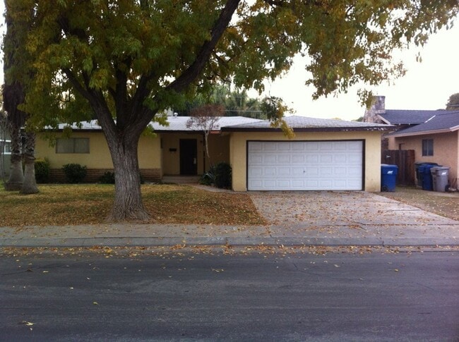 property at 237 N Santa Rita St