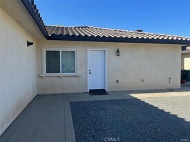 1050 Park Ave in Perris, CA - Building Photo