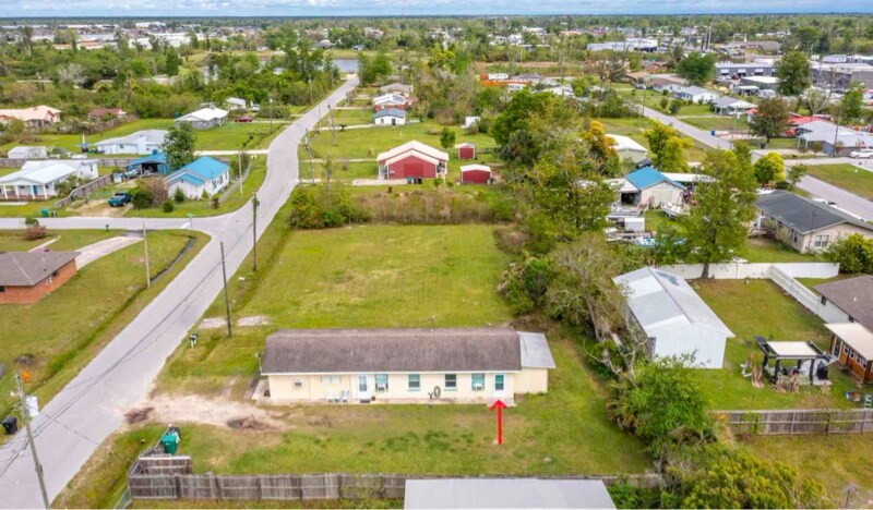 2324 E 16th Ct-Unit -2328 in Panama City, FL - Building Photo