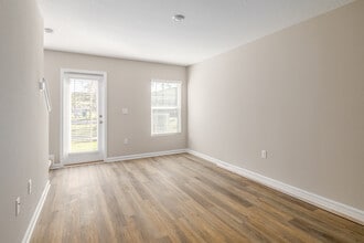 Waterside Townhomes at River City in Jacksonville, FL - Building Photo - Interior Photo