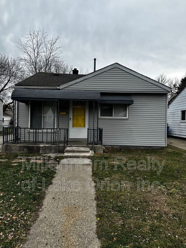 property at 20818 Atlantic Ave