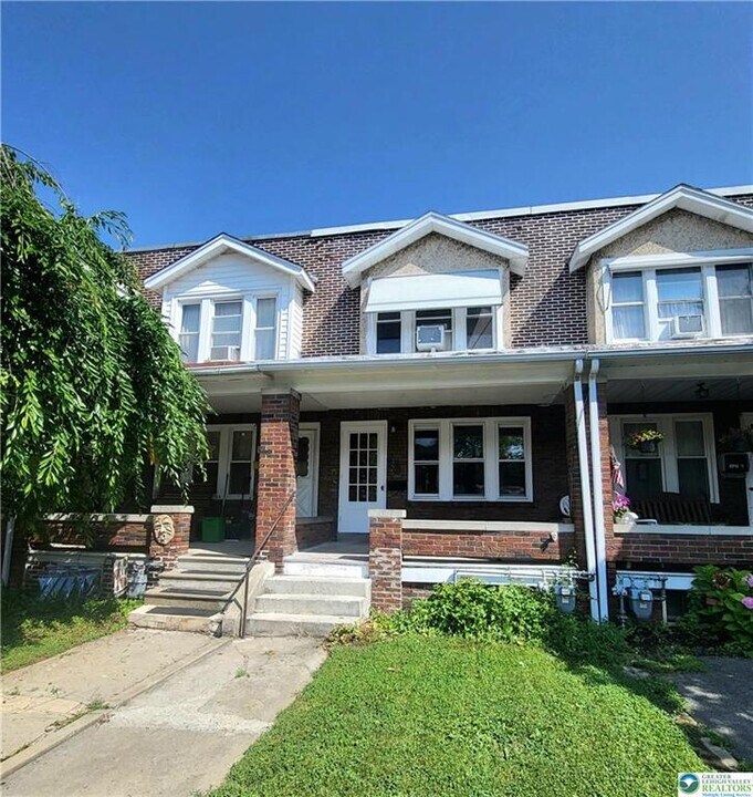2017 Green St in Allentown, PA - Building Photo